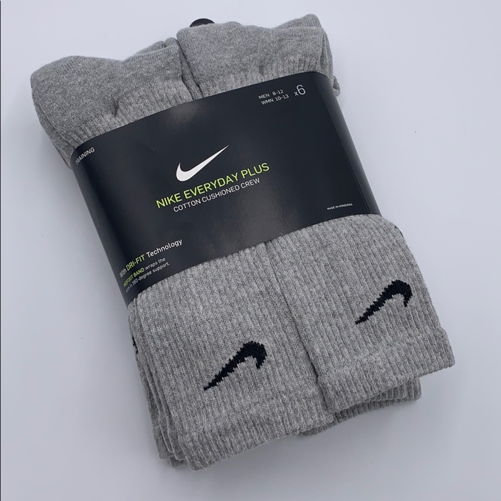 NIKE EVERYDAY CUSHIONED CREW 6 pairs SOCKS NWT